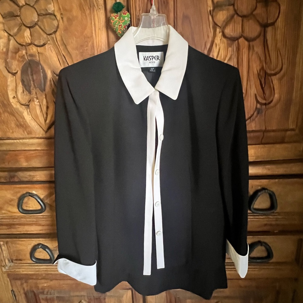 Vintage Kasper Petite Suit Size 10p